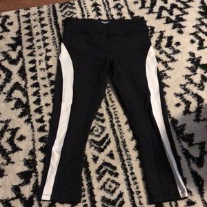 Cropped workout tights